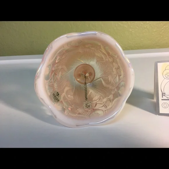 SOLD Beautiful Retro Fenton Pink Opalescent Glass Dinner Bell - Picture 8 of 12